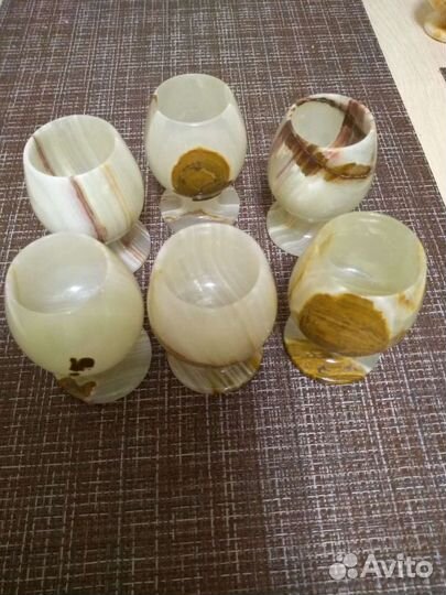 Посуда из оникса