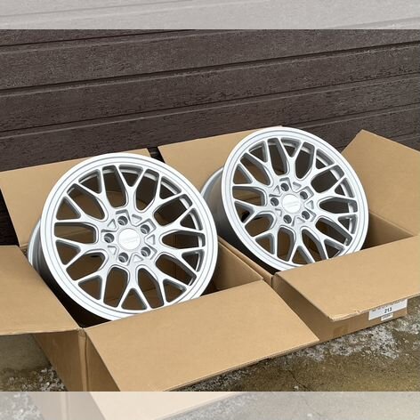 Литые диски Flow Form 8.5×R18 5×114.3