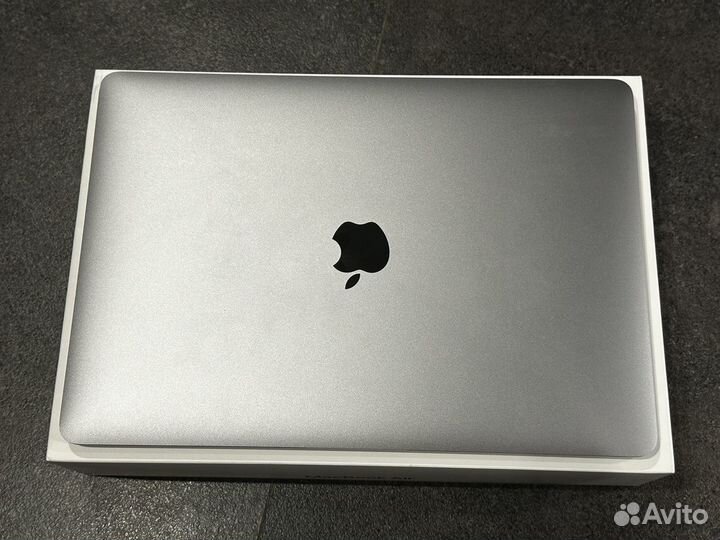 Apple MacBook Air M1 16/256 идеал рст акб 87%