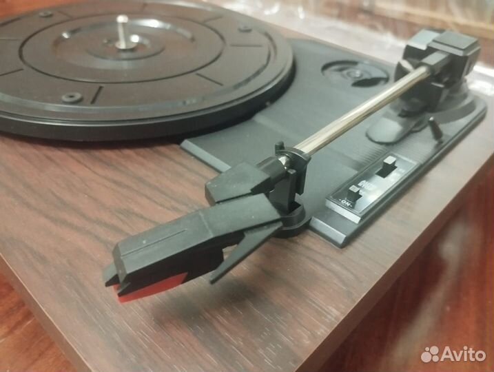 Виниловый проигрыватель alive