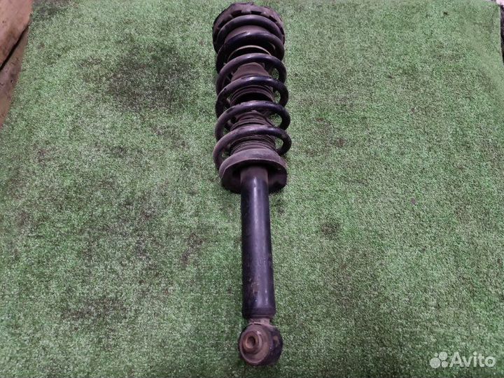 Амортизатор подвески задний Nissan Maxima A32
