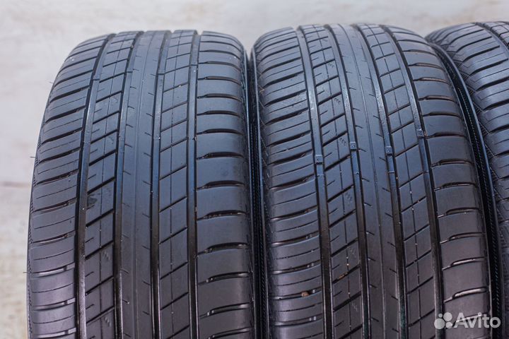 RoadX RXQuest SU01 245/45 R21 104Y