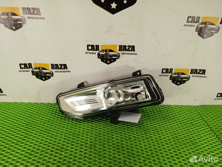 Фара противотуманная левая L
