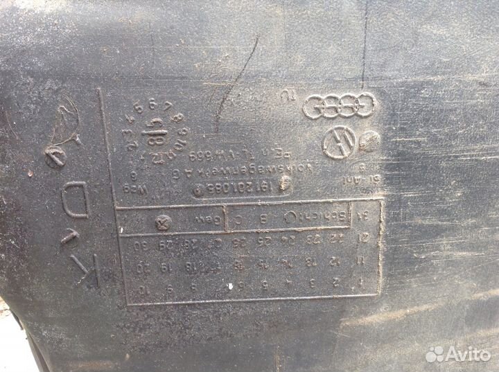 Бензобак для Volkswagen Golf 2