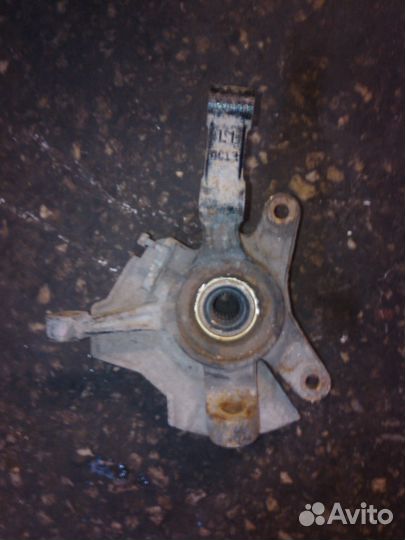 Шевроле Авео Т200- левый поворотный кулак