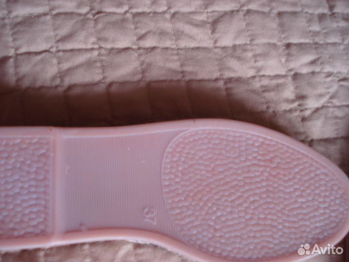 Обувь женская 37 размер новая
