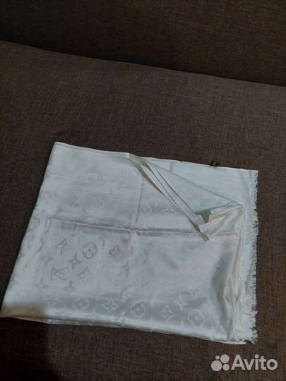 Шарфы и палантины