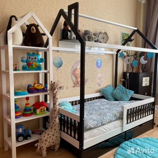 Детская кровать домик