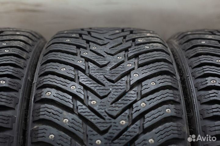 Nokian Tyres Hakkapeliitta 8 245/40 R18 97T