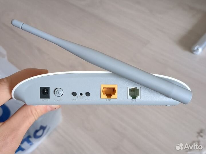 Wi-Fi роутер TP-Link TD-W8151N