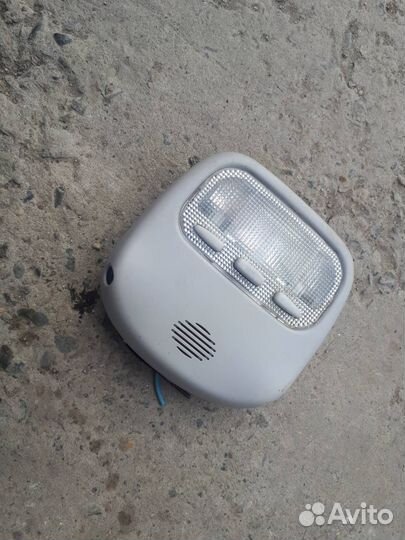 Фонарь салона (плафон) передний Citroen C5 2001