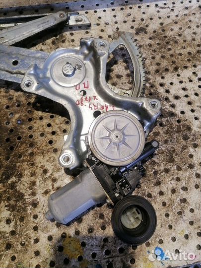 Стеклоподъемник электр. передний правый Toyota Cam