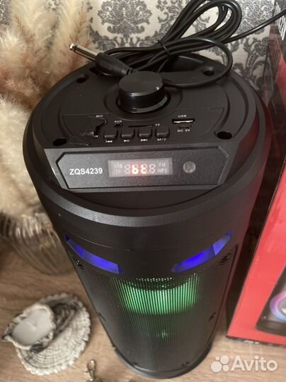 Новая колонка беспроводная блютуз + караоке