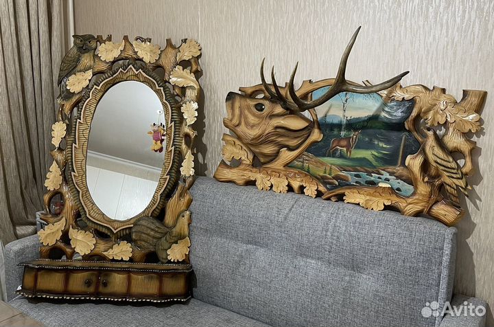 Резное панно из дерева