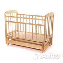 Детская кроватка с маятником и ящиком