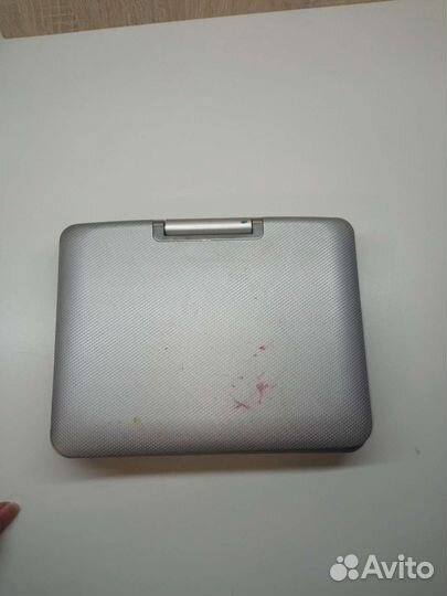 Hyundai Портативный DVD Проигрыватель