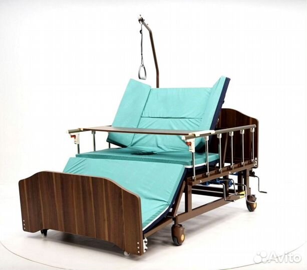 Медицинская кровать