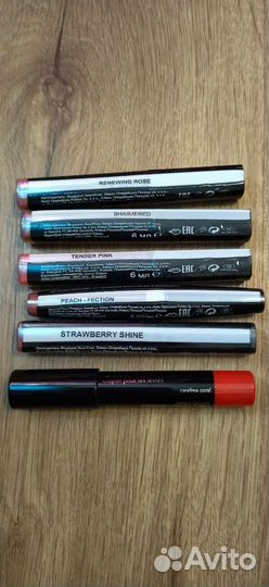 Блески для губ и помада-карандаш