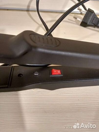 Выпрямитель для волос lumme LU 1007