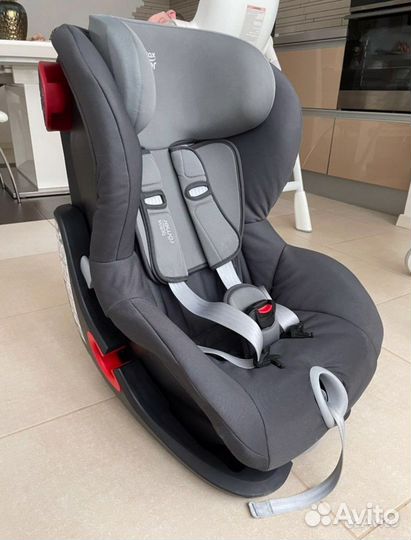 Автокресли britax romer king 2