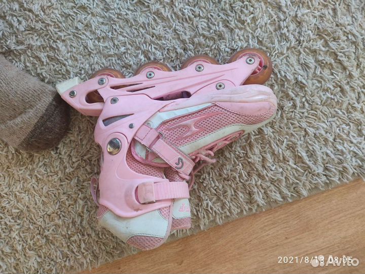 Коньки роликовые