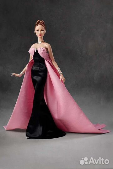 Modern RenaissanceBinna Park Fashion Royalty