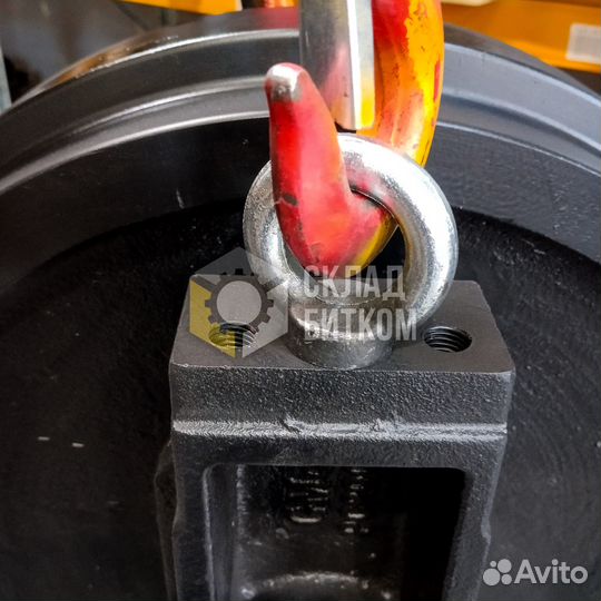 Колесо направляющее / ленивец Sunward SWE215
