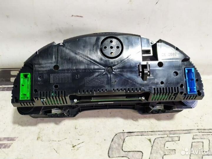 Приборная панель Audi A4 B7 2.0 BWE 2007