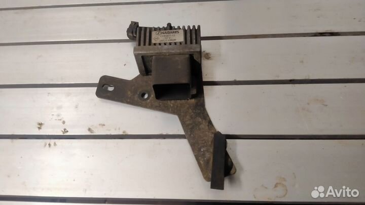 Реле свечей накала Renault Logan