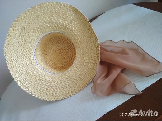 Шляпа соломенная
