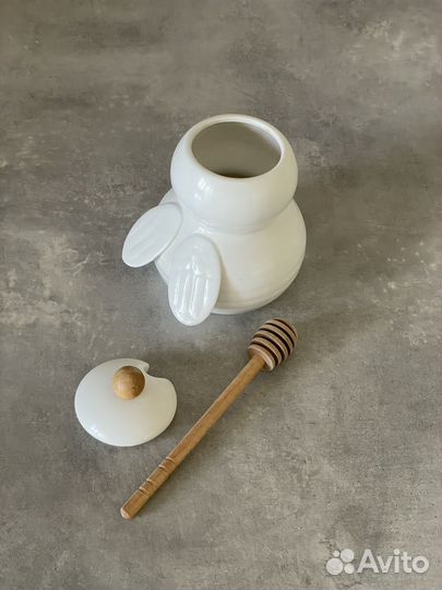 Баночка для меда в виде пчелы