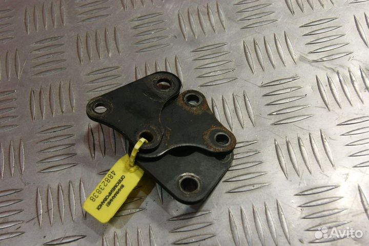 Крепления двс Kawasaki ZRX400