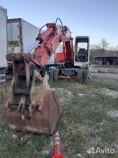 Запчасти эксковатор либхер