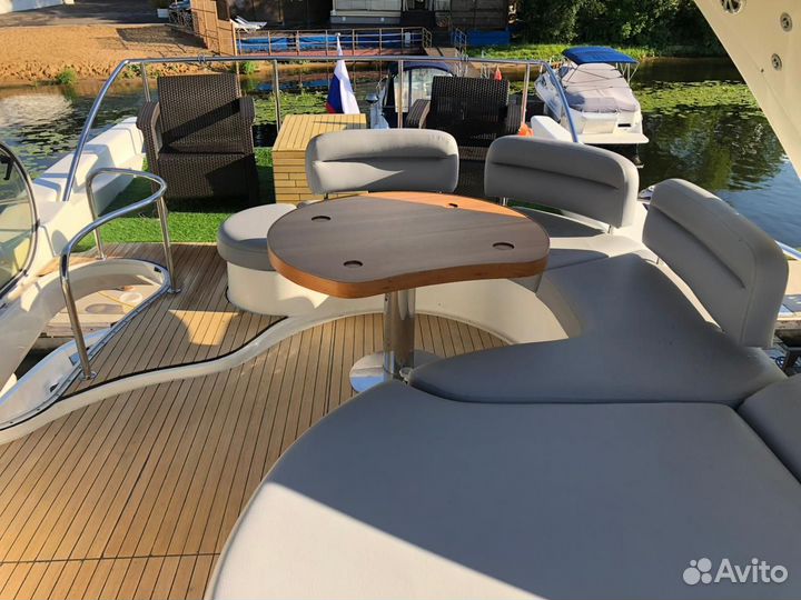 Аренда яхты до 18 человек