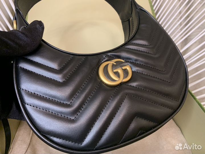 Сумка Gucci Marmont Half Moon