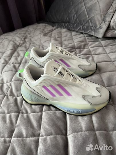 Кроссовки adidas ozrah