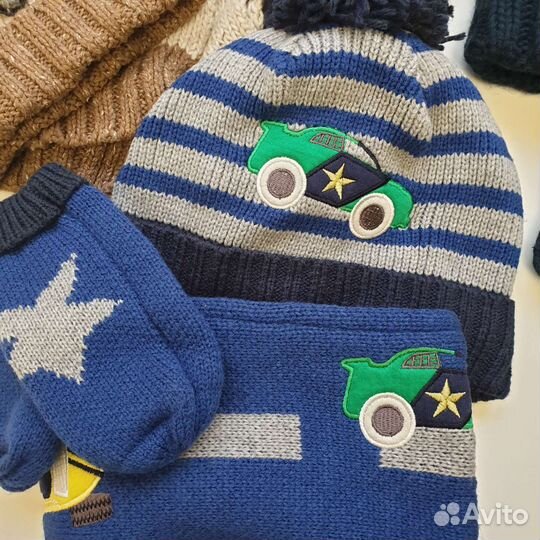 Шапки, варежки, шарф