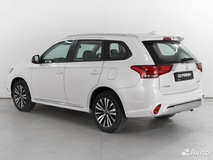 Mitsubishi Outlander 2.0 CVT, 2022, 34 км