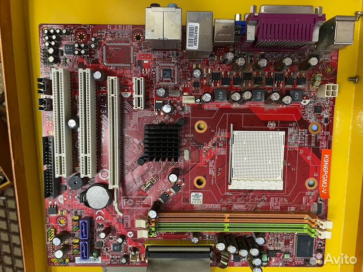 Материнская плата MSI