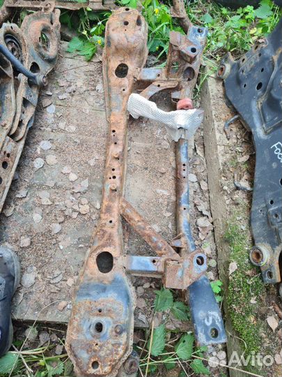 Подрамник задний Ford Focus 3 1.6 2013