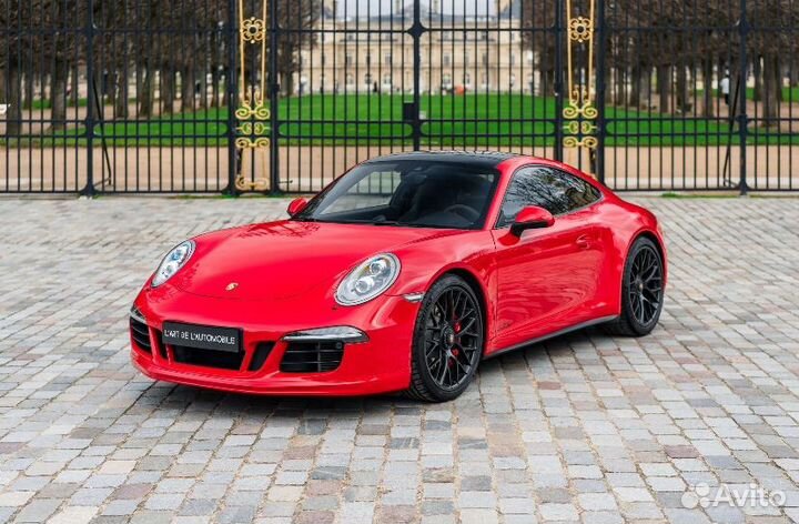 Porsche Carrera GTS в разборе по частям