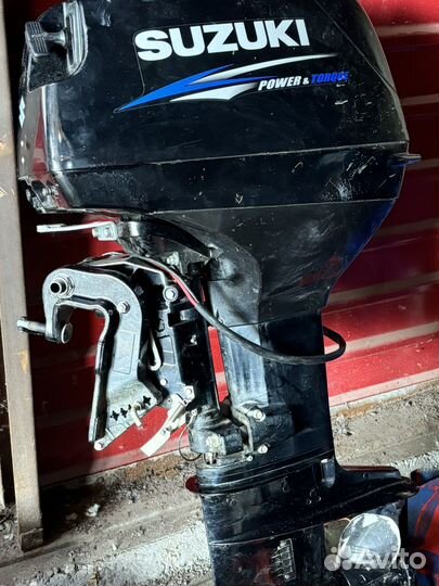 Suzuki 40