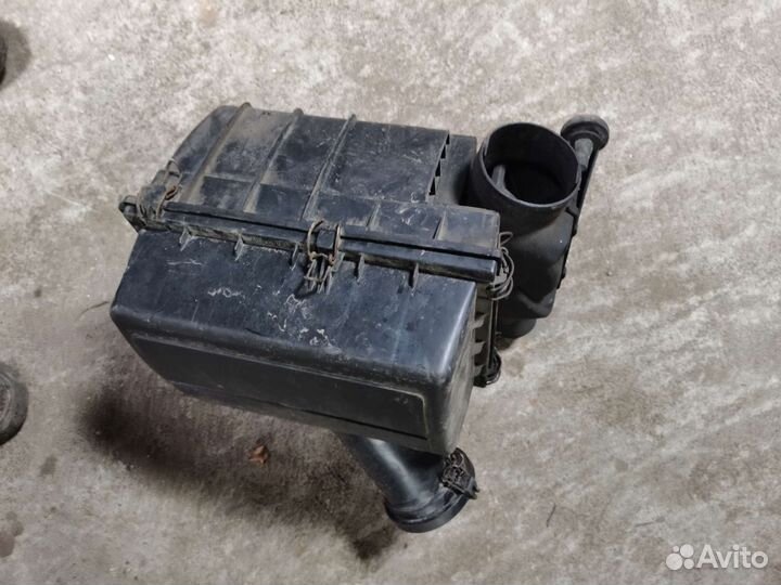 Корпус воздушного фильтра volvo 960 b6304s