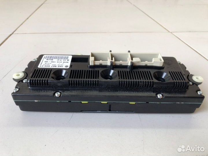 Блок управления климат-контролем Volkswagen Tiguan