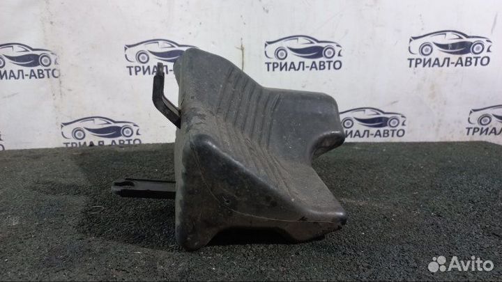 Резонатор воздушного фильтра Grand Vitara