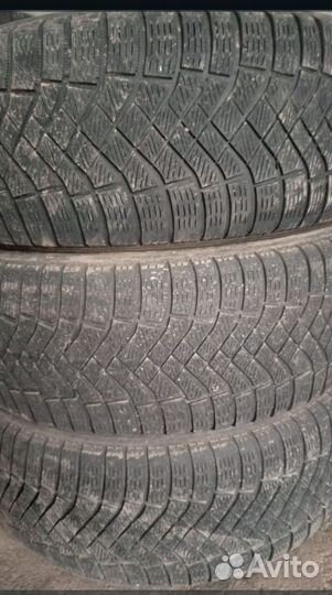 Pirelli Ice Zero 235/60 R18