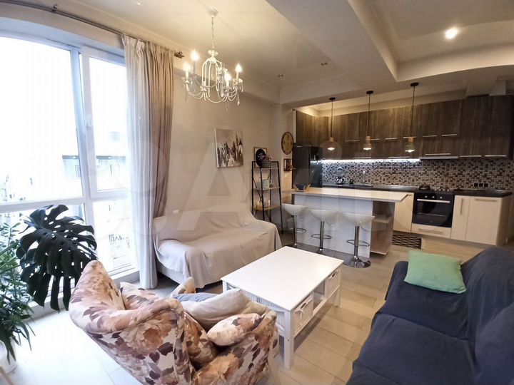 3-к. квартира, 80 м², 8/10 эт.