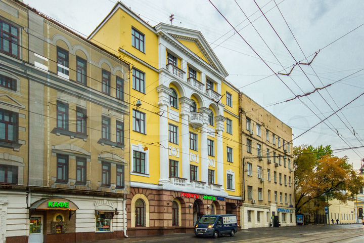 Продажа особняка класса В+, 833 м²