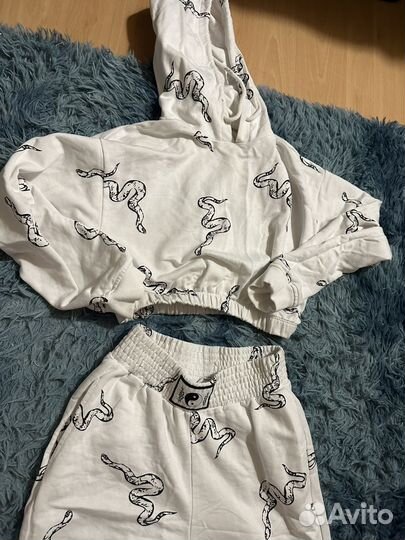 Костюм спортивный bershka