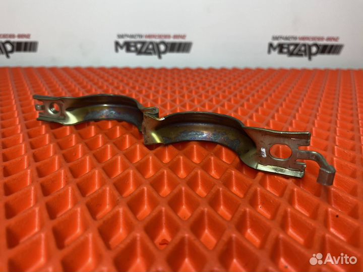 Хомут глушителя m654 Mercedes W213